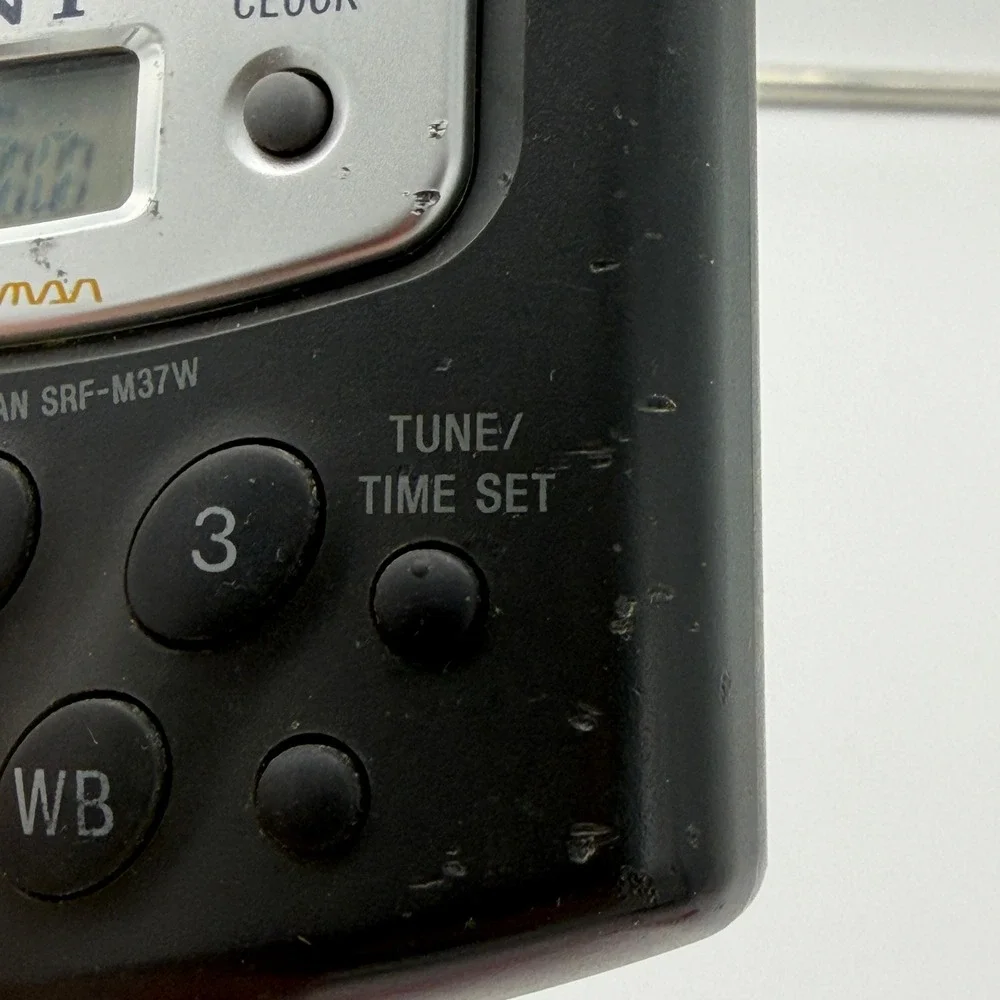 WORKS! Sony Walkman SRF-M37W Digital Tuning Weather FM AM Portable Radio Black
